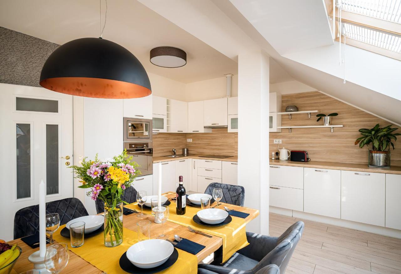 Centrum Apartments Pstrossova Prag Dış mekan fotoğraf